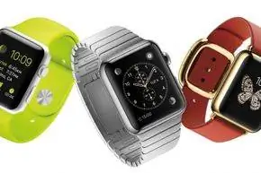 У Apple Watch есть несколько вариантов ремешка и циферблата, из которых пользователи могут выбирать. У Apple Watch есть несколько вариантов ремешка и циферблата, из которых пользователи могут выбирать.