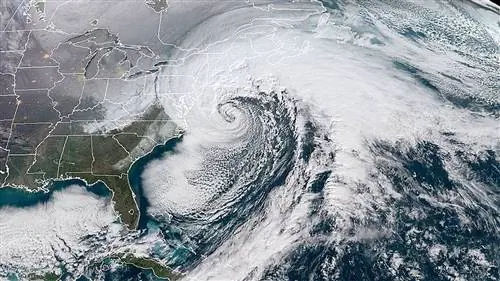 Что такое бомбовый циклон?