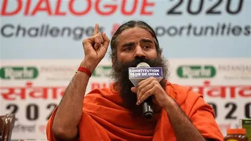 Гуру йоги Баба Рамдев