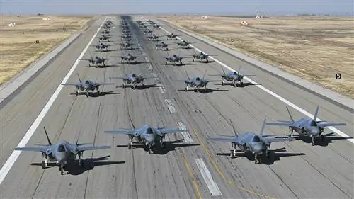 F-35A прошел испытания в первом в истории «прогулке на слоне»