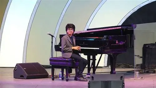 Джоуи Александр, Hollywood Bowl