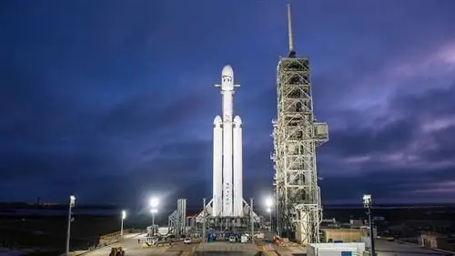 Тяжелая ракета SpaceX Falcon Тяжелая ракета SpaceX Falcon
