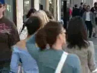 Стоит ли платить подросткам за то, чтобы они присматривали за их братьями и сестрами?