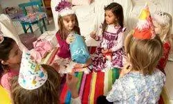 При должном творчестве вечеринка в помещении дома может подарить часы веселья.