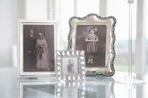Старинные фотографии в солнечном свете