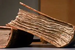 Хорошее описание вашего предмета может заинтересовать куратора музея.