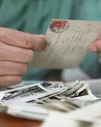 буквы руки реликвия