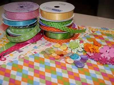 Причудливый декор стен