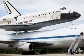 Космический корабль Дискавери.