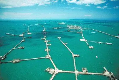 Нефтяное месторождение