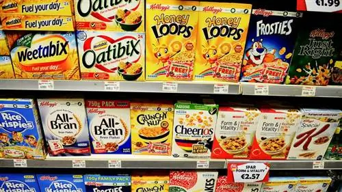 Зерновые продукты в супермаркете