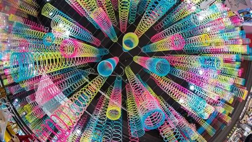 красочные слинки