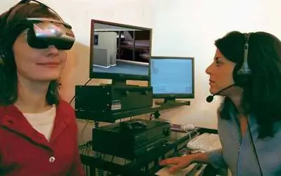 Как врачи могут использовать виртуальную реальность для лечения фобий?