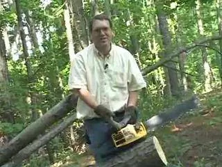 Какой тип циркулярной пилы лучше всего подходит для резки кухонной столешницы из ламината?