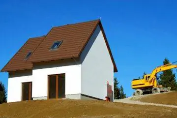 сборный дом в процессе строительства
