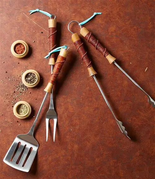 посуда для гриля, обтянутая кожей