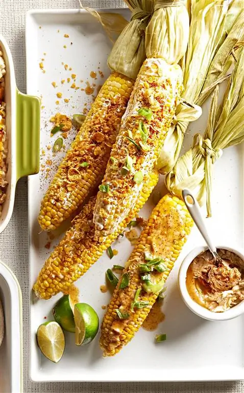 14 рецептов свежей кукурузы, которые на вкус как лето на тарелке