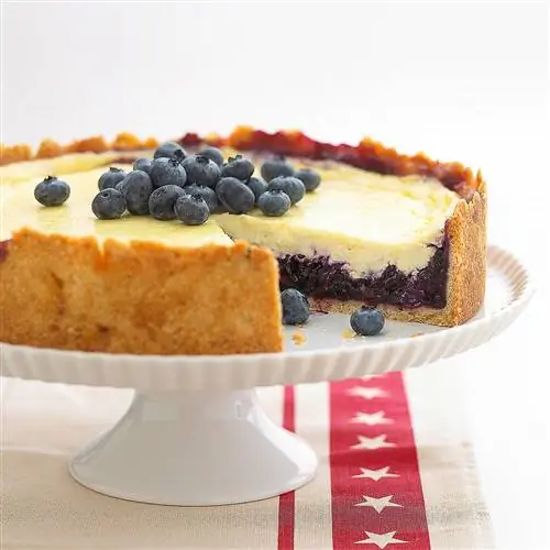 Чернично-сметанный десерт