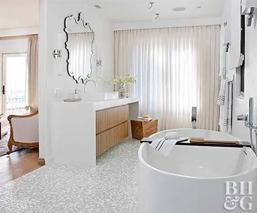 Как обрамить стену простым способом