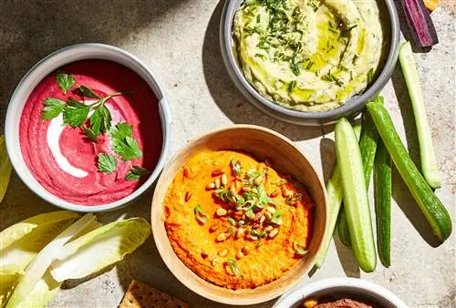 10 вкусных рецептов хумуса от классического до креативного