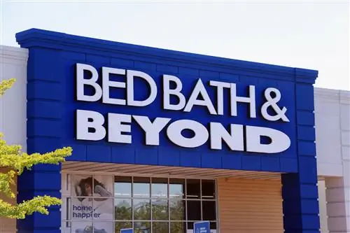 Витрина магазина Bed Bath & Beyond