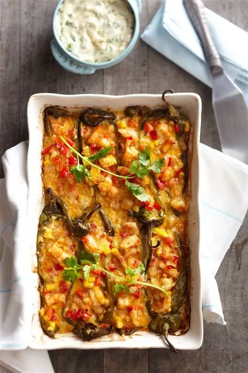 Чили Хэтч с начинкой из курицы