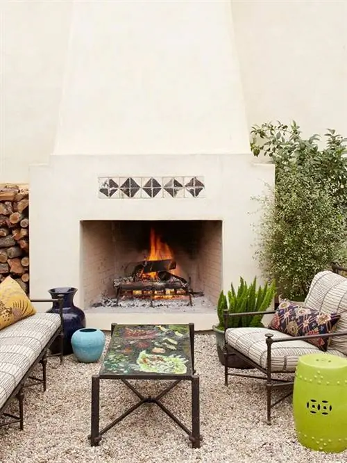 Добавьте источник огня