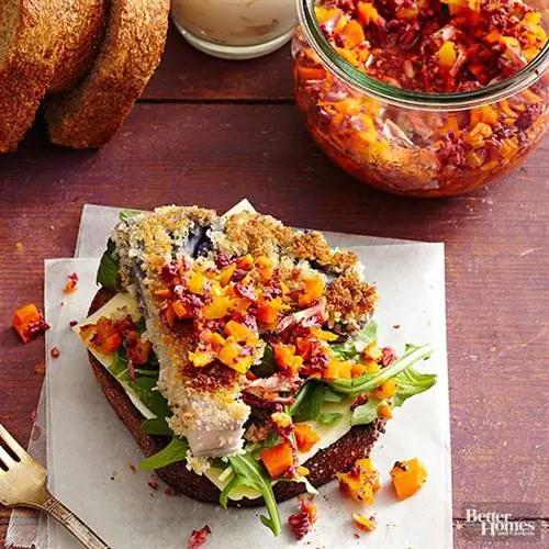 Хрустящие бутерброды со стейком из цветной капусты