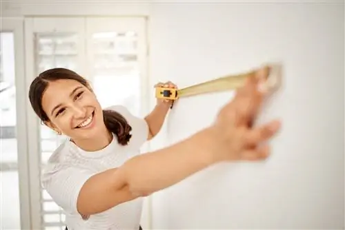 Как найти настенные шпильки, даже если у вас нет искателя шпилек