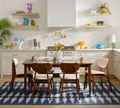 Стулья из коллекции Jonathan Adler x Levity Стулья из коллекции Jonathan Adler x Levity