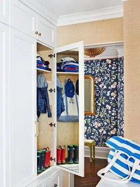 Fraise home tour прихожая с зеркалом