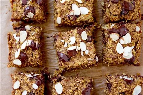 Батончики для завтрака с тыквенным льняным семенем и шоколадом