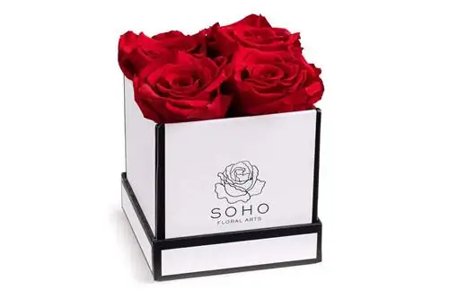Soho Floral Arts Розы в коробке