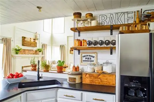 кухня в деревенском стиле