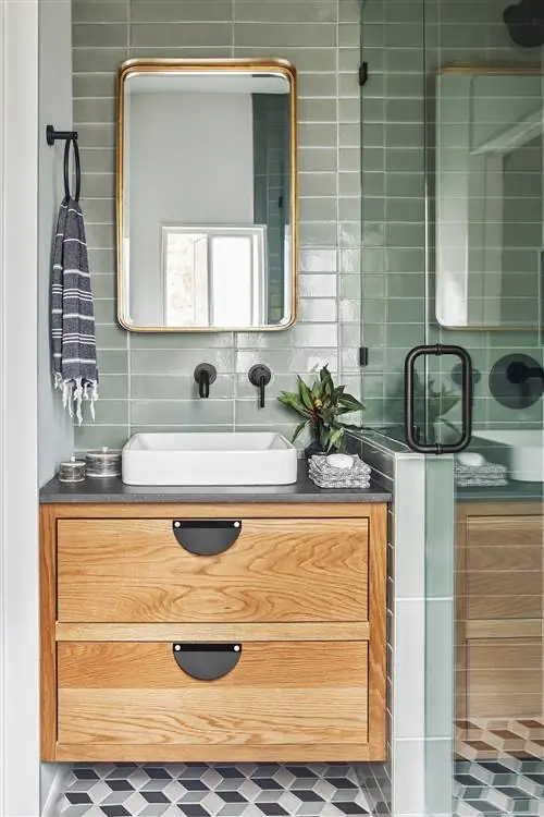 современная ванная комната середины века