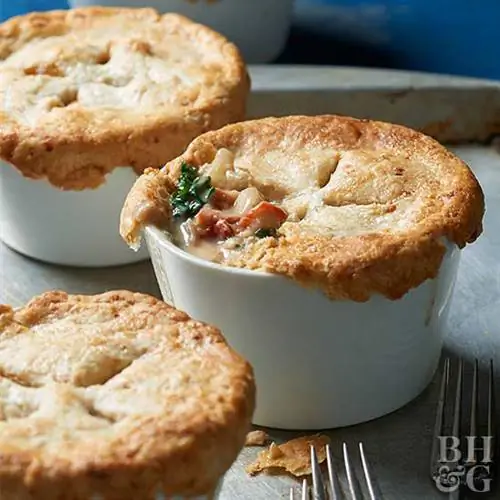 Итальянские мини-пирожки с белой фасолью и капустой