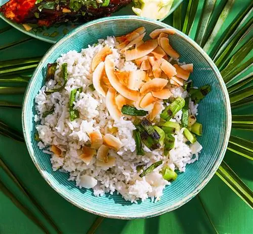Кокосовый рис