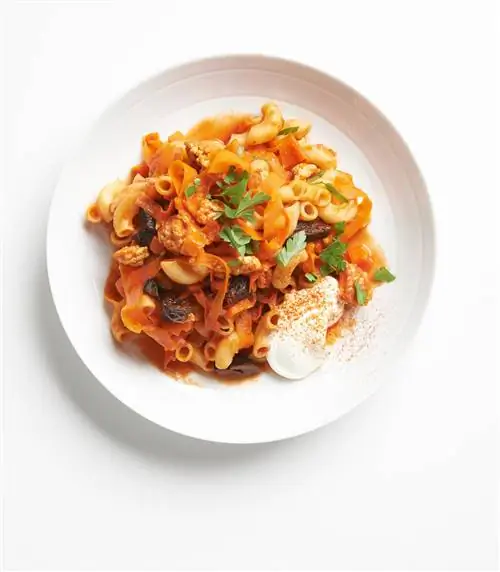 гуляш из индейки с морковью