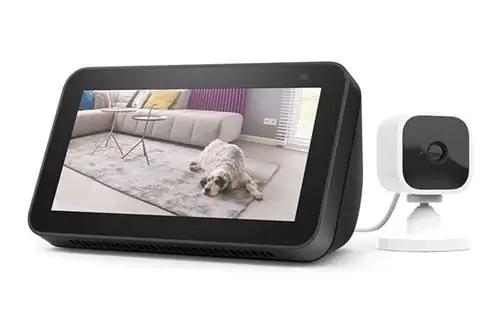 Echo Show 5 (2-е поколение, выпуск 2021 г.) - Комплект древесного угля с Blink Mini
