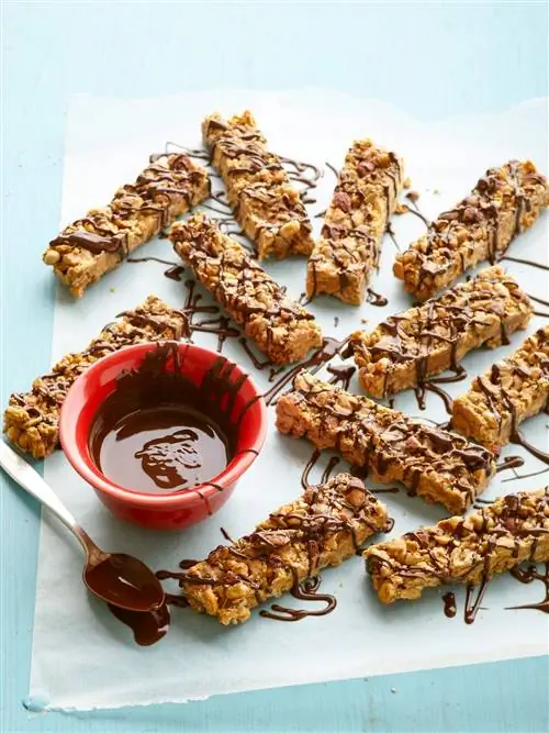 Мусорные палочки из мюсли