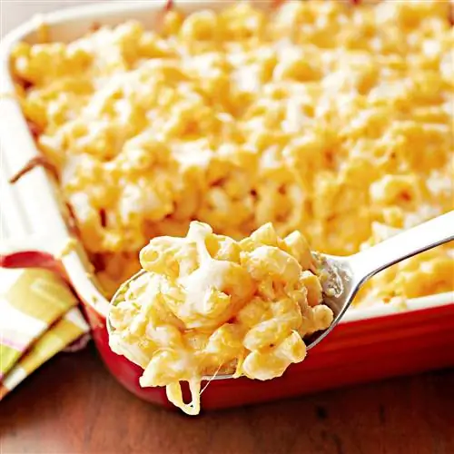Мускатная тыква с четырьмя сырами, макароны с сыром