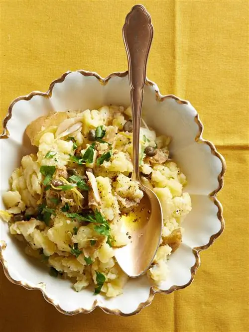 Картофельное пюре с лимоном и чесноком