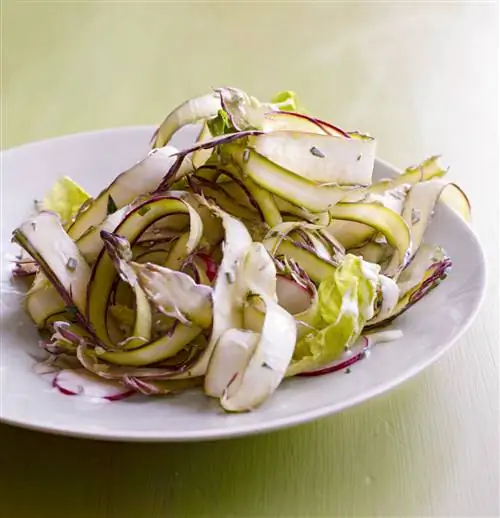 Салат из ленты из свежей спаржи