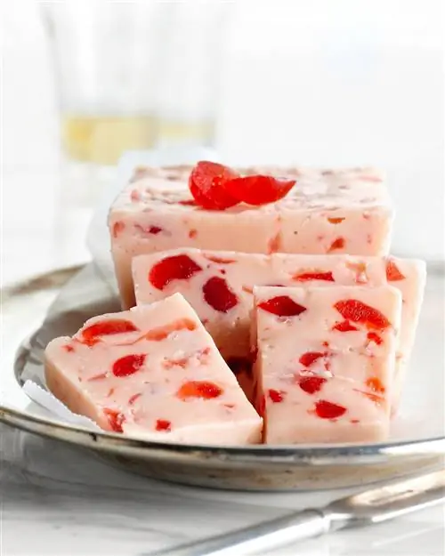 Засахаренная вишневая помадка Opera Fudge