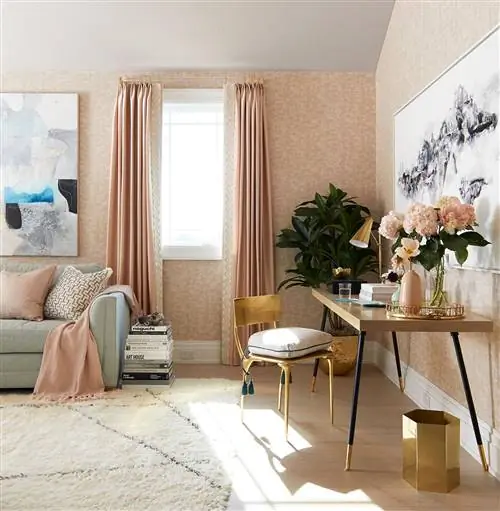 стол для гостиной из мягкой палитры