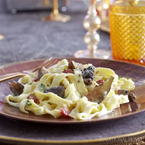 паста с инжиром и сморчками