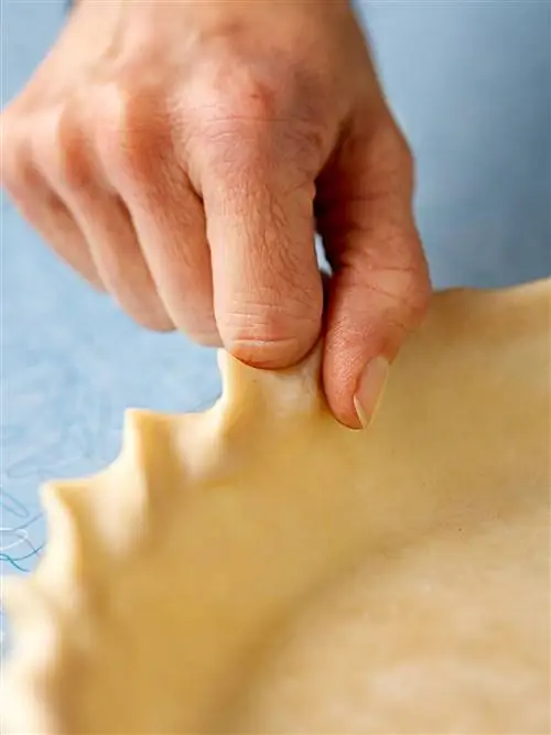 Создание края веревки на корке пирога