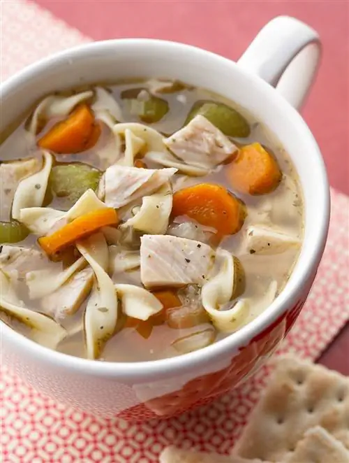 Как приготовить бульон для вкусных домашних супов и не только