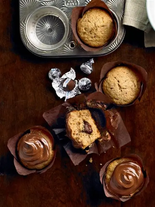 Кексы из сладкого картофеля с шоколадной начинкой