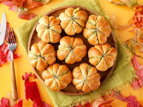 Печенье с фрикадельками в форме тыквы